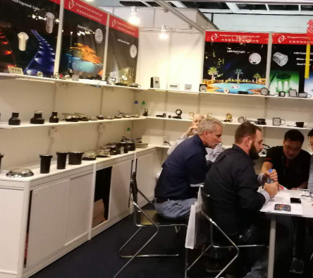 Aonach Soilsithe Idirnáisiúnta Hong Cong (2023/04/12 - 2023/04/15): Booth Uimhir CR-B22